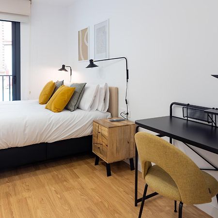 Stay U-Nique Apartments Albeniz Bcn โอสปิตาเล็ต เดอ โยเบรกัต ภายนอก รูปภาพ