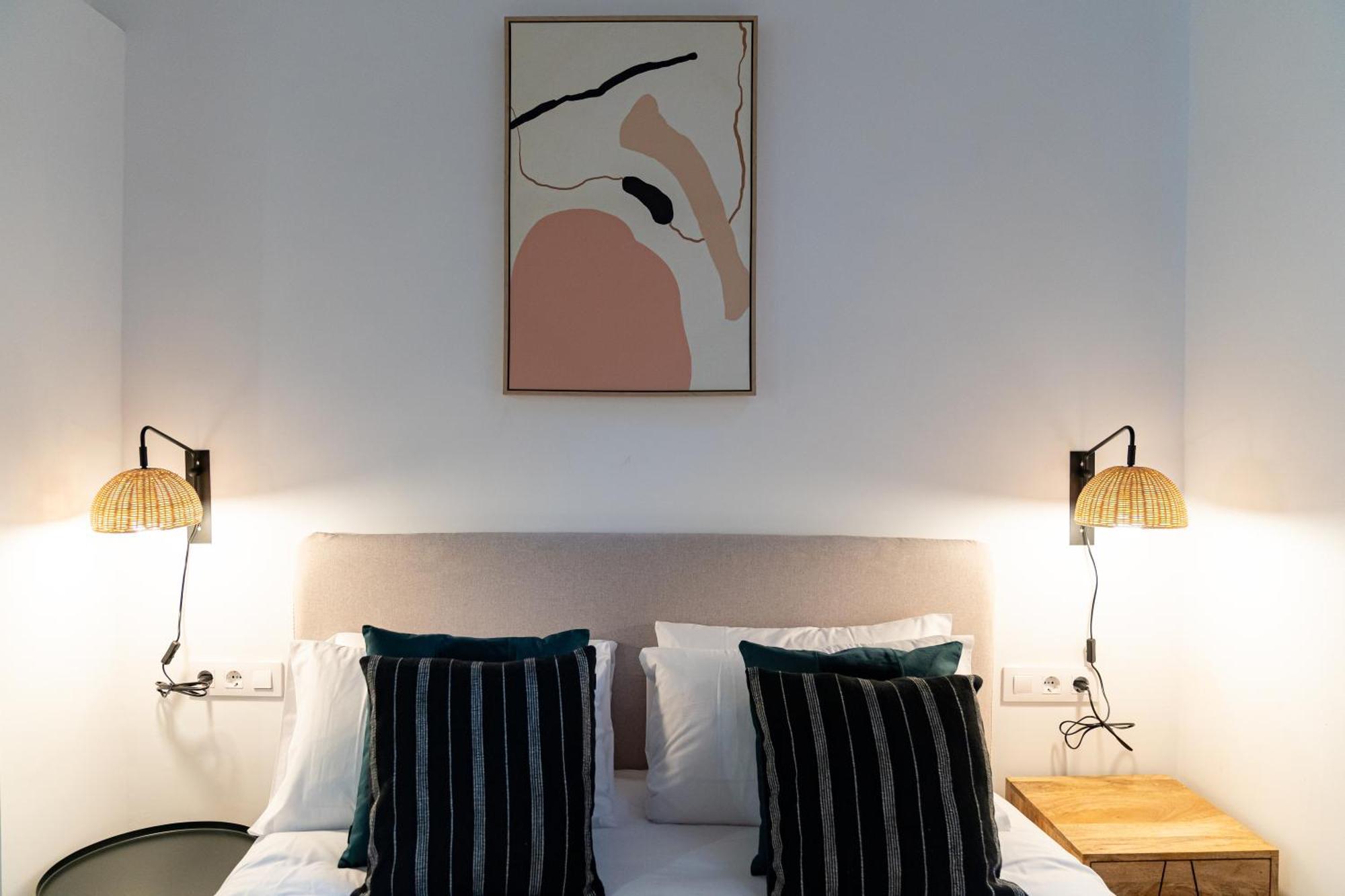 Stay U-Nique Apartments Albeniz Bcn โอสปิตาเล็ต เดอ โยเบรกัต ภายนอก รูปภาพ
