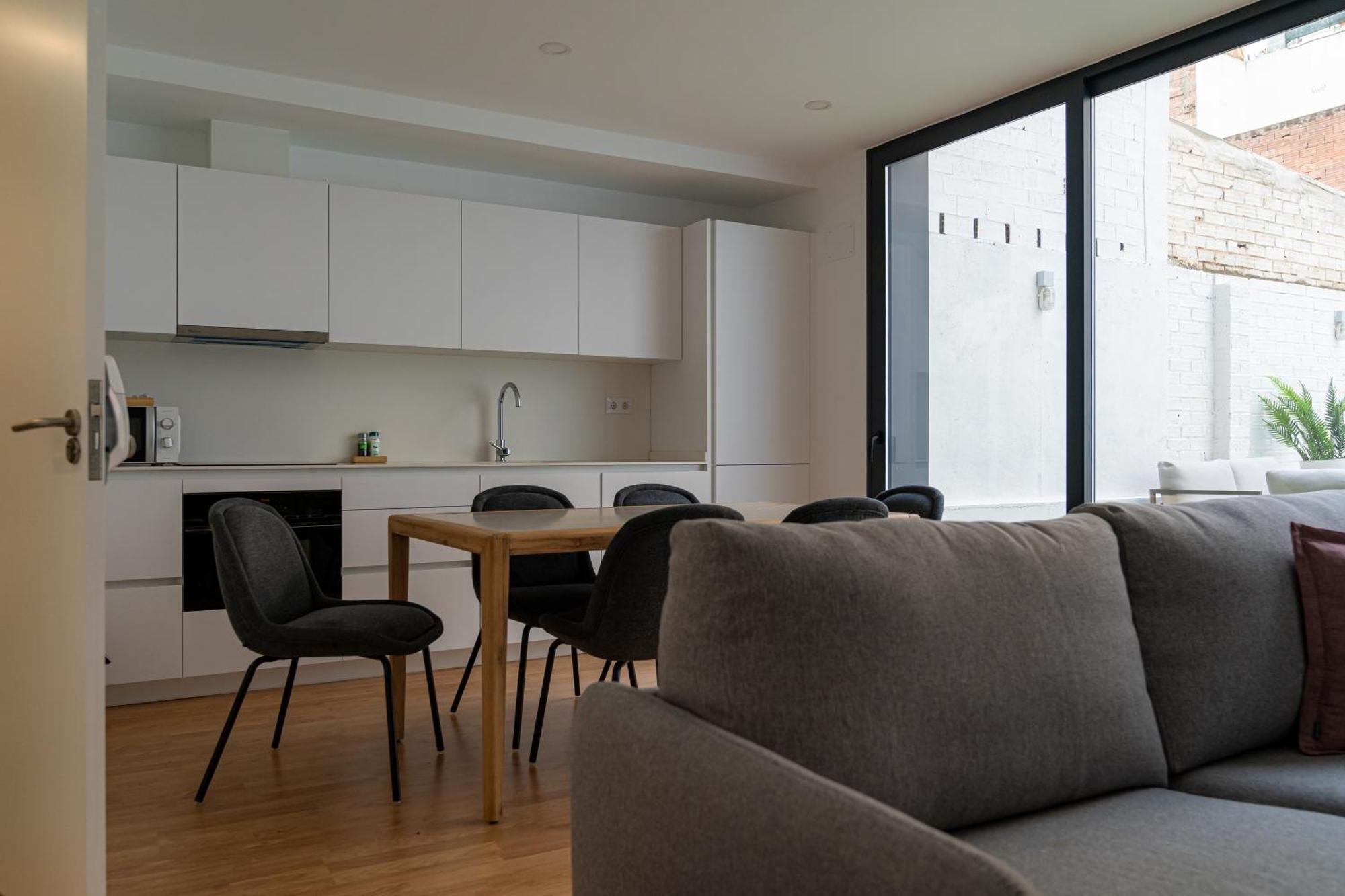 Stay U-Nique Apartments Albeniz Bcn โอสปิตาเล็ต เดอ โยเบรกัต ภายนอก รูปภาพ
