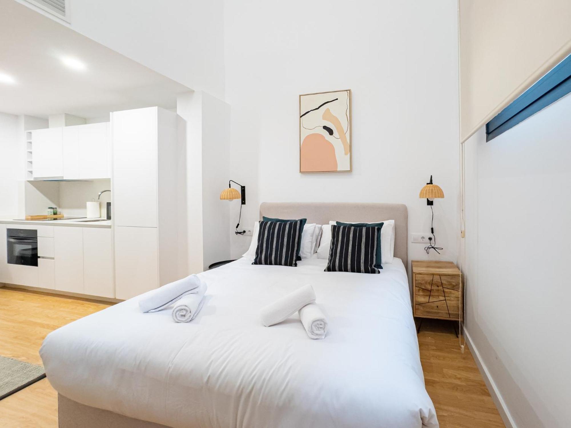 Stay U-Nique Apartments Albeniz Bcn โอสปิตาเล็ต เดอ โยเบรกัต ภายนอก รูปภาพ