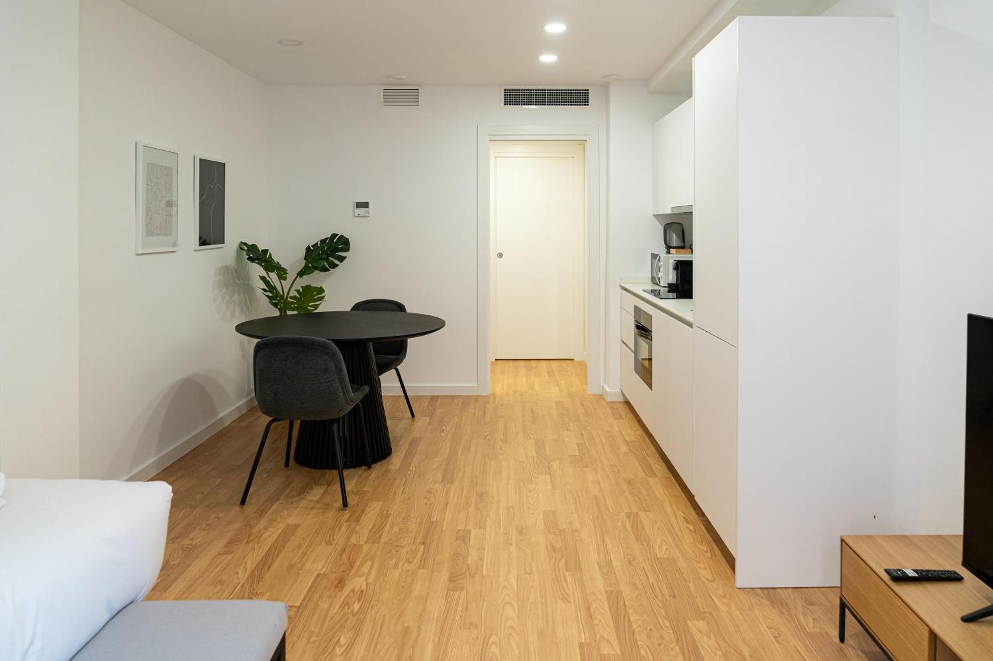 Stay U-Nique Apartments Albeniz Bcn โอสปิตาเล็ต เดอ โยเบรกัต ภายนอก รูปภาพ