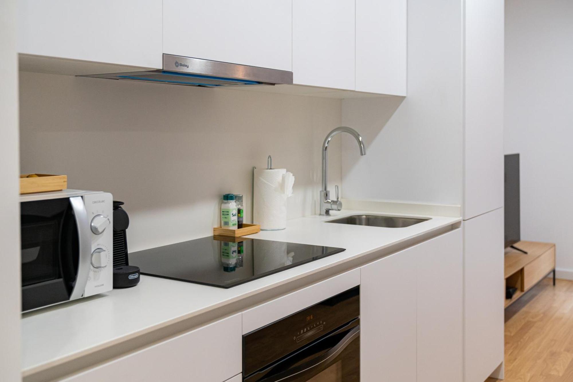 Stay U-Nique Apartments Albeniz Bcn โอสปิตาเล็ต เดอ โยเบรกัต ภายนอก รูปภาพ
